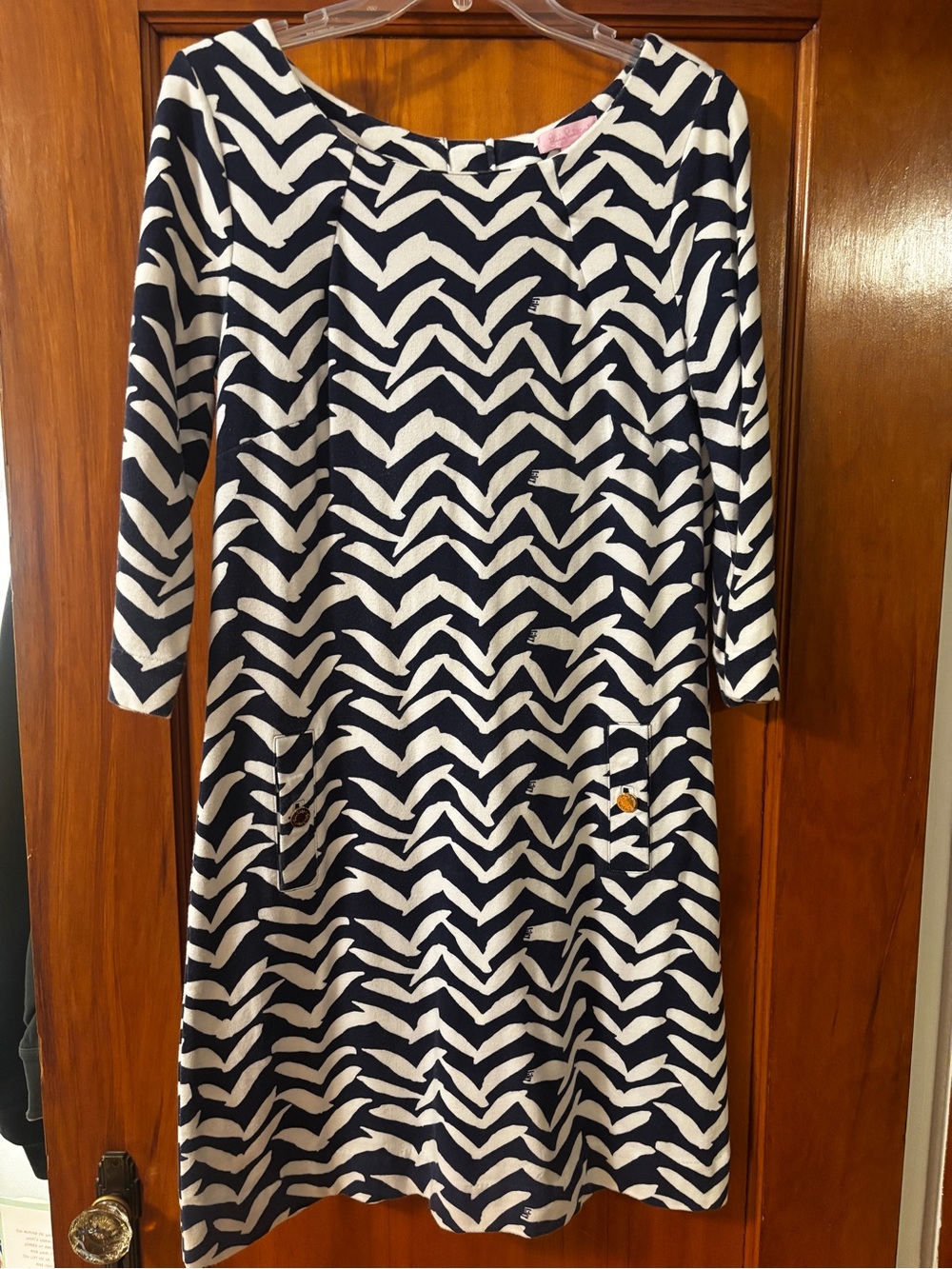 Lilly Pulitzer dress | size medium | navy and white | gently worn